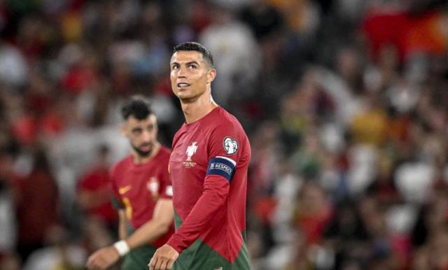 开云品牌-C罗：与梅西竞争已过去 欧洲杯肯定打 世界杯难说